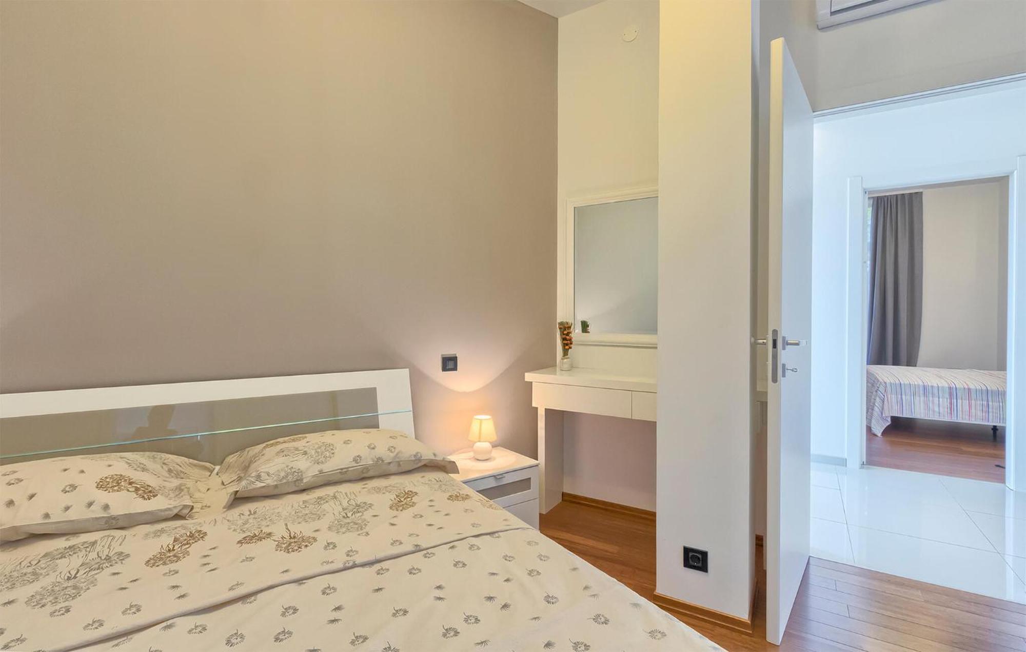 2 Bedroom Amazing In Pula